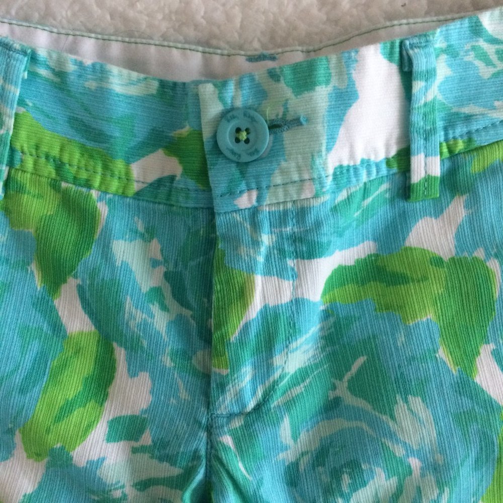 Lilly Pulitzer The Callahan Shorts - Picture 2 of 6